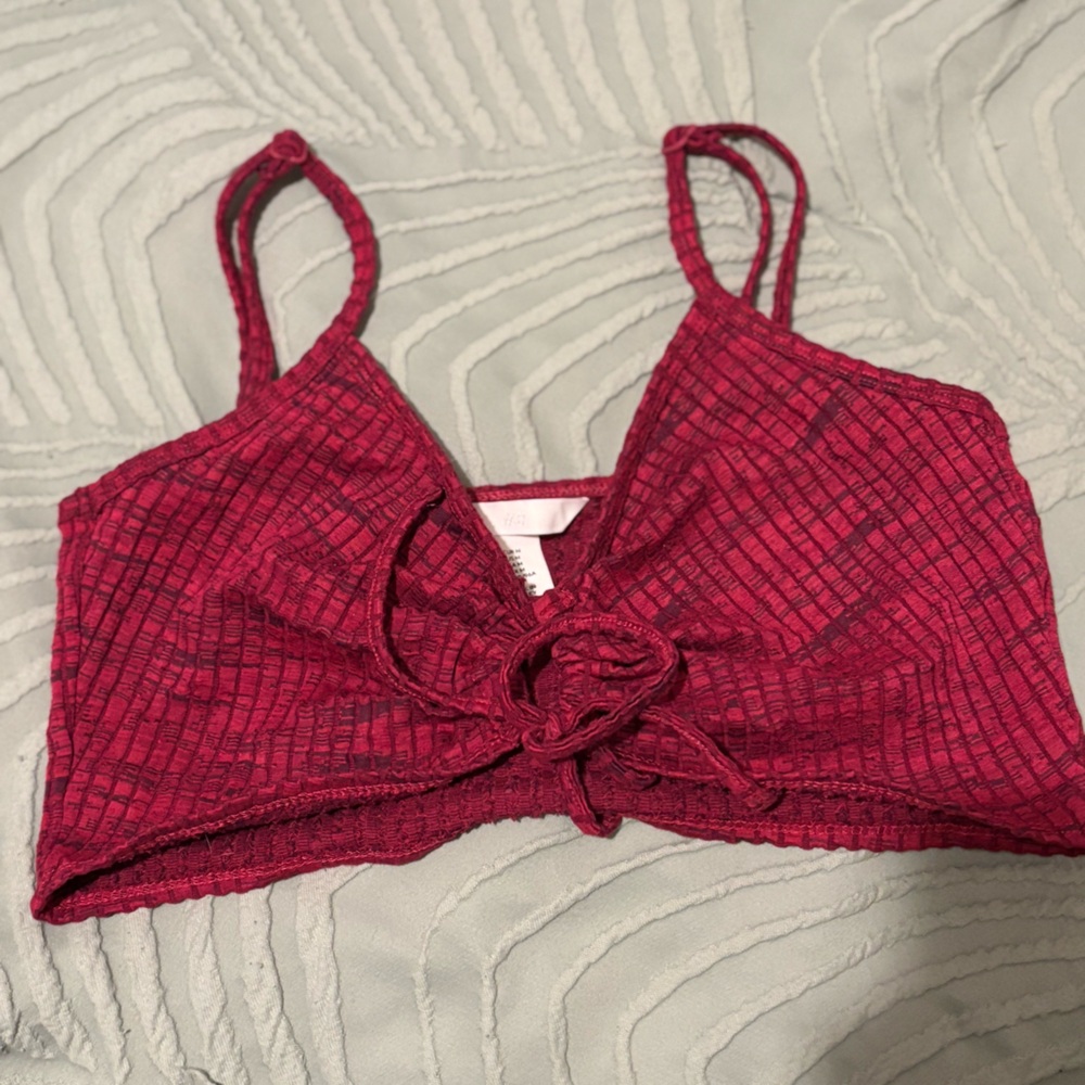 Pink cropped tank top